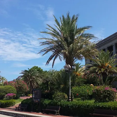 Sicily-sea-house Casa de Férias *